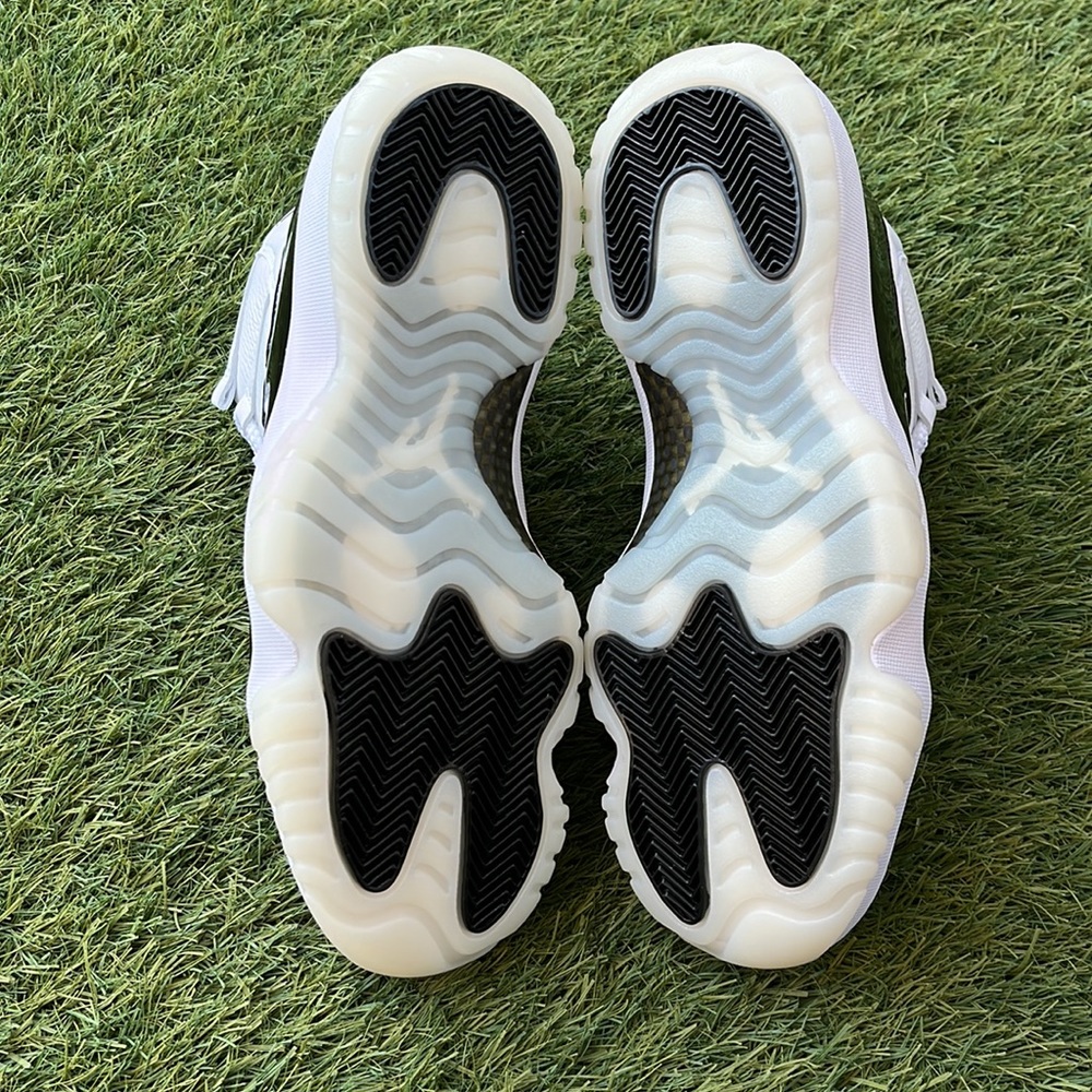 Air Jordan 11 Retro - Picture 5 of 5